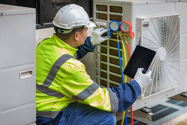 Professional Hvac technician working in Briggs, OK